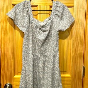 Womens monteau paisley dress
